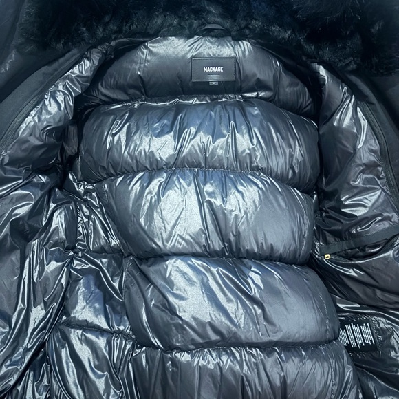 DIXON 2-in-1 Nordic Tech down bomber with blue fox fur - Picture 7 of 7